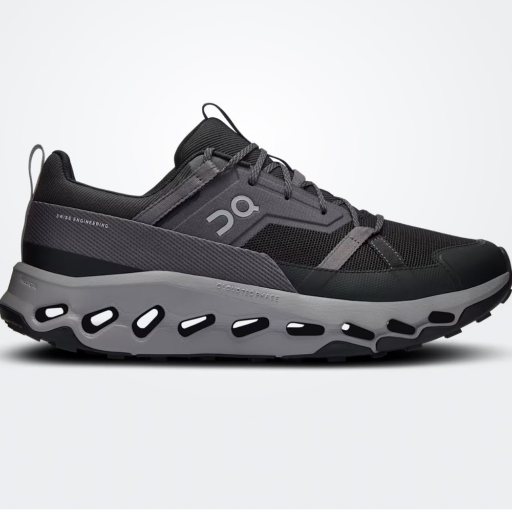 On “Cloudhorison” Men's Black and Gray Hiking Shoes, size 11